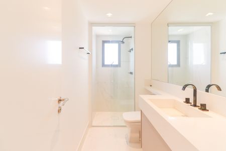 Apartamento para alugar com 141m², 2 quartos e 2 vagas Apartamento para alugar com 141m², 2 quartos e 2 vagasBanheiro Quarto 2 Suite