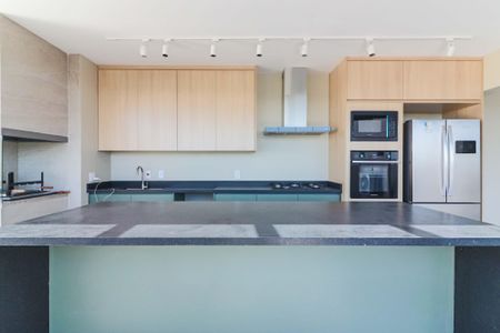 Apartamento para alugar com 141m², 2 quartos e 2 vagas Apartamento para alugar com 141m², 2 quartos e 2 vagasCozinha