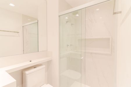 Apartamento para alugar com 141m², 2 quartos e 2 vagas Apartamento para alugar com 141m², 2 quartos e 2 vagasBanheiro