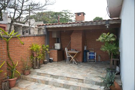 Casa à venda com 236m², 4 quartos e 3 vagasQuintal