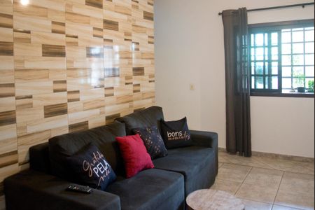 Casa à venda com 236m², 4 quartos e 3 vagasSala