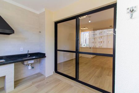Apartamento para alugar com 84m², 3 quartos e 2 vagas Apartamento para alugar com 84m², 3 quartos e 2 vagasVaranda