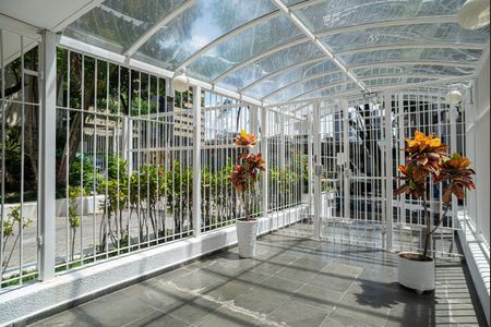 Apartamento para alugar com 52m², 1 quarto e 1 vaga Apartamento para alugar com 52m², 1 quarto e 1 vagaÁrea comum - Entrada do Edifício