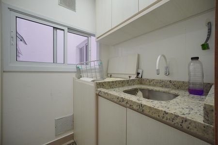 Área de Serviço de apartamento para alugar com 2 quartos, 70m² em Ingleses Norte, Florianópolis