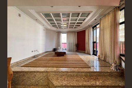 Apartamento à venda com 203m², 3 quartos e 5 vagas Apartamento à venda com 203m², 3 quartos e 5 vagasSala