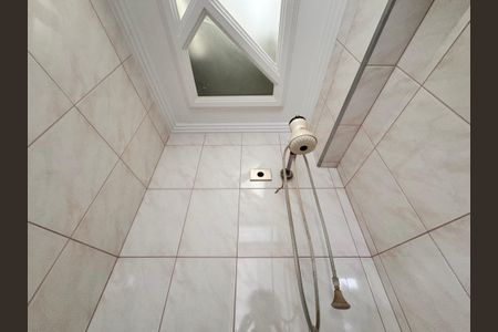 Apartamento à venda com 203m², 3 quartos e 5 vagas Apartamento à venda com 203m², 3 quartos e 5 vagasBanheiro de serviço