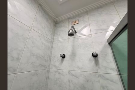 Apartamento à venda com 203m², 3 quartos e 5 vagas Apartamento à venda com 203m², 3 quartos e 5 vagasBanheiro da suíte 3