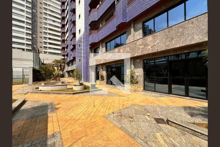 Apartamento à venda com 203m², 3 quartos e 5 vagas Apartamento à venda com 203m², 3 quartos e 5 vagasÁrea comum