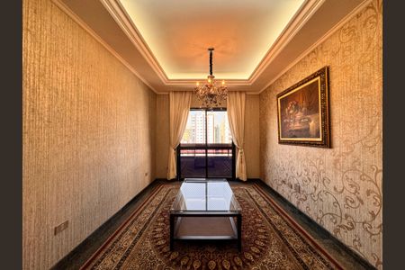 Apartamento à venda com 203m², 3 quartos e 5 vagas Apartamento à venda com 203m², 3 quartos e 5 vagasSala de estar