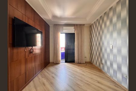 Apartamento à venda com 203m², 3 quartos e 5 vagas Apartamento à venda com 203m², 3 quartos e 5 vagasSuite 2