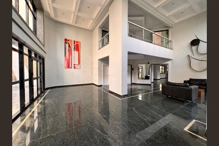 Apartamento à venda com 203m², 3 quartos e 5 vagas Apartamento à venda com 203m², 3 quartos e 5 vagasHall social