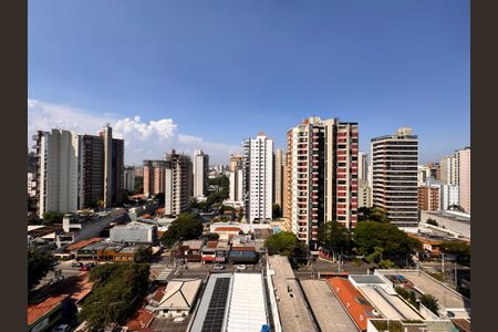 Apartamento à venda com 203m², 3 quartos e 5 vagas Apartamento à venda com 203m², 3 quartos e 5 vagasVista da suite 1