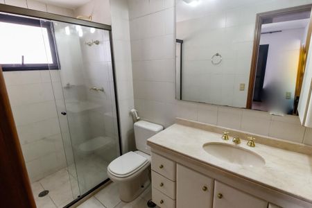 Apartamento à venda com 152m², 3 quartos e 3 vagasBanheiro da Suíte 3