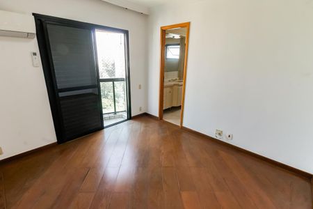 Apartamento à venda com 152m², 3 quartos e 3 vagasSuíte 1
