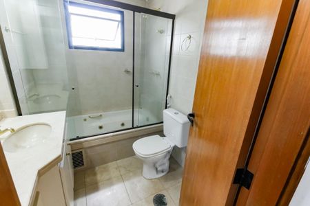 Apartamento à venda com 152m², 3 quartos e 3 vagasBanheiro da Suíte 1