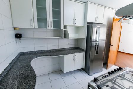 Apartamento à venda com 152m², 3 quartos e 3 vagasCozinha 