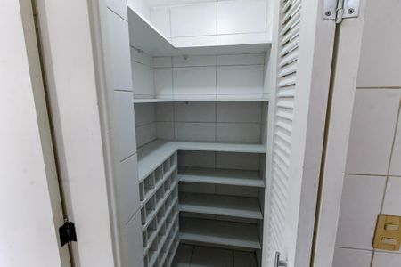 Apartamento à venda com 152m², 3 quartos e 3 vagasDespensa