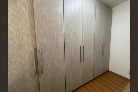 Casa de condomínio para alugar com 300m², 3 quartos e 6 vagasSuíte 1