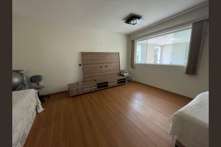 Casa de condomínio para alugar com 300m², 3 quartos e 6 vagasSuíte 2