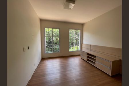 Casa de condomínio para alugar com 300m², 3 quartos e 6 vagasSuíte 3