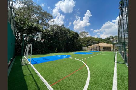 Casa de condomínio para alugar com 300m², 3 quartos e 6 vagasQuadra Esportiva