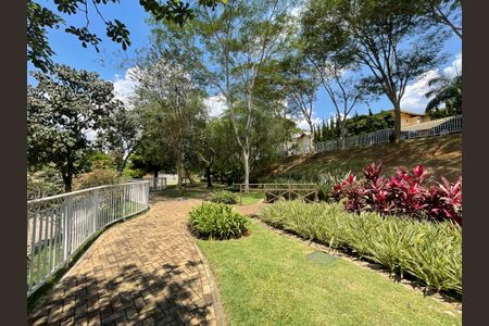 Casa de condomínio para alugar com 300m², 3 quartos e 6 vagasCondomínio