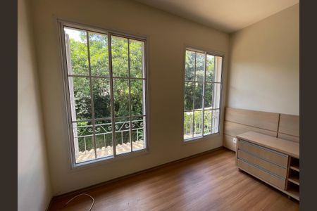 Casa de condomínio para alugar com 300m², 3 quartos e 6 vagasSuíte 3