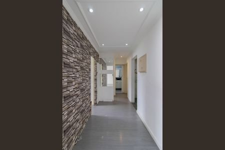 Apartamento para alugar com 74m², 3 quartos e 1 vagaCorredor