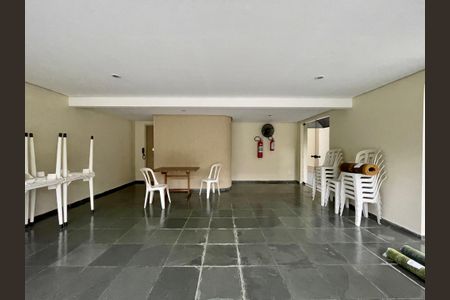 Apartamento para alugar com 74m², 3 quartos e 1 vagaArea Comum - Salão de Festas
