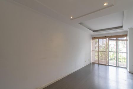 Apartamento para alugar com 74m², 3 quartos e 1 vagaSala