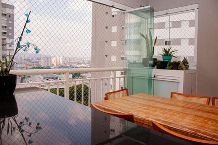 Apartamento à venda com 106m², 3 quartos e 2 vagasVaranda - Sala