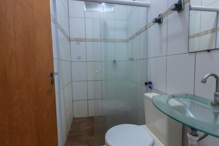 Casa para alugar com 220m², 4 quartos e 2 vagas Casa para alugar com 220m², 4 quartos e 2 vagasBanheiro 1