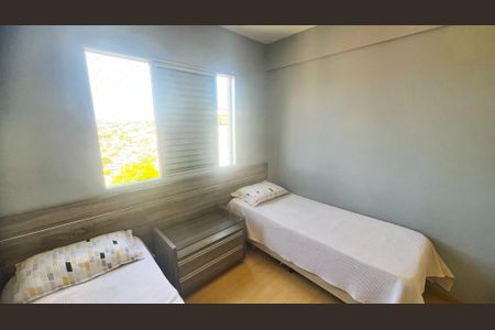 Apartamento à venda com 66m², 3 quartos e 2 vagas Apartamento à venda com 66m², 3 quartos e 2 vagasQuarto 2