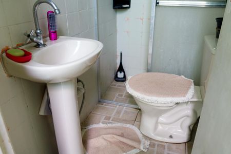 Casa à venda com 273m², 4 quartos e 2 vagasBanheiro