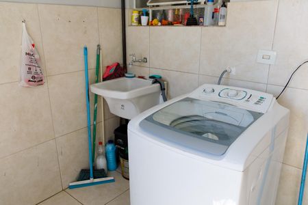 Casa à venda com 273m², 4 quartos e 2 vagasLavanderia