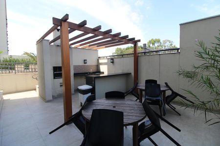 Apartamento para alugar com 34m², 2 quartos e 1 vagaÁrea comum