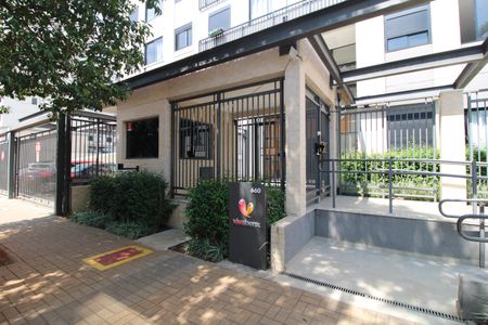 Apartamento para alugar com 34m², 2 quartos e 1 vagaFachada e portaria