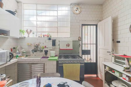 Casa à venda com 126m², 3 quartos e 2 vagasCozinha