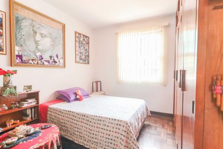 Casa à venda com 126m², 3 quartos e 2 vagasQuarto 1