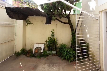 Casa para alugar com 116m², 3 quartos e 2 vagas Casa para alugar com 116m², 3 quartos e 2 vagasQuintal