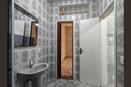 Casa para alugar com 44m², 1 quarto e sem vaga Casa para alugar com 44m², 1 quarto e sem vagaBanheiro da Suíte