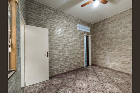 Casa para alugar com 44m², 1 quarto e sem vaga Casa para alugar com 44m², 1 quarto e sem vagaSuíte