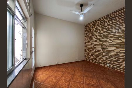 Casa para alugar com 44m², 1 quarto e sem vaga Casa para alugar com 44m², 1 quarto e sem vagaSala