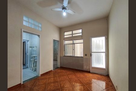 Casa para alugar com 44m², 1 quarto e sem vaga Casa para alugar com 44m², 1 quarto e sem vagaSala