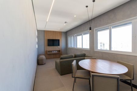 Apartamento à venda com 89m², 3 quartos e 2 vagas Apartamento à venda com 89m², 3 quartos e 2 vagasÁrea comum - Espaço Juvenil