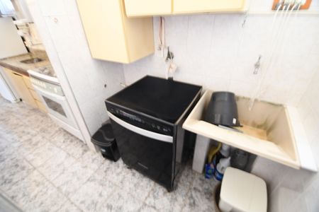 Apartamento à venda com 67m², 3 quartos e 1 vagaÁrea de Serviço