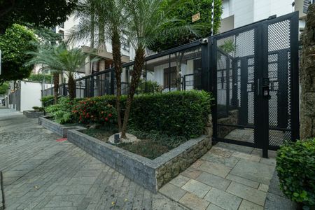 Apartamento à venda com 295m², 4 quartos e 3 vagasFachada