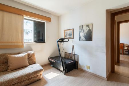 Apartamento à venda com 295m², 4 quartos e 3 vagasQuarto 4