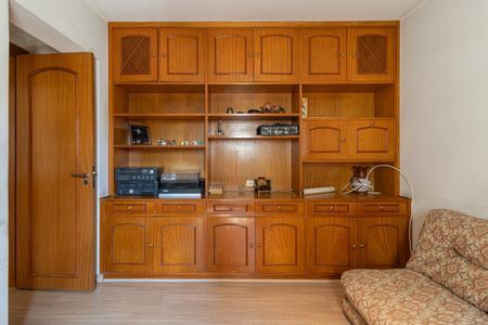 Apartamento à venda com 295m², 4 quartos e 3 vagasQuarto 4