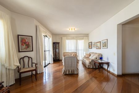 Apartamento à venda com 295m², 4 quartos e 3 vagasSala